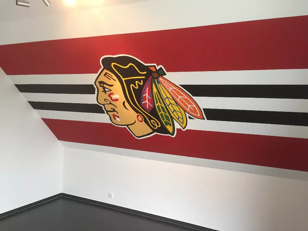 Chicago Blackhawks NHL Logo in Jugendzimmer von Hand auf Wand gemalt